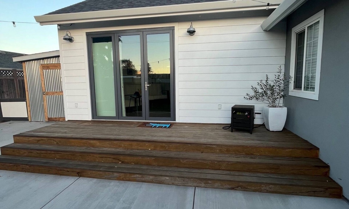 Belmont Apartment | Belmont Master Studio Suite centrally located in the Bay Area.