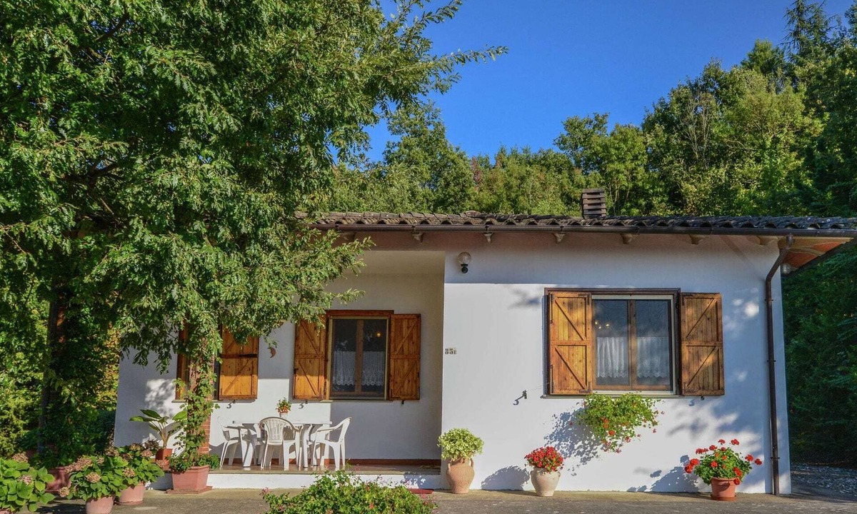 San Savino House | Belvilla by OYO Casa Fiori - I Geranei