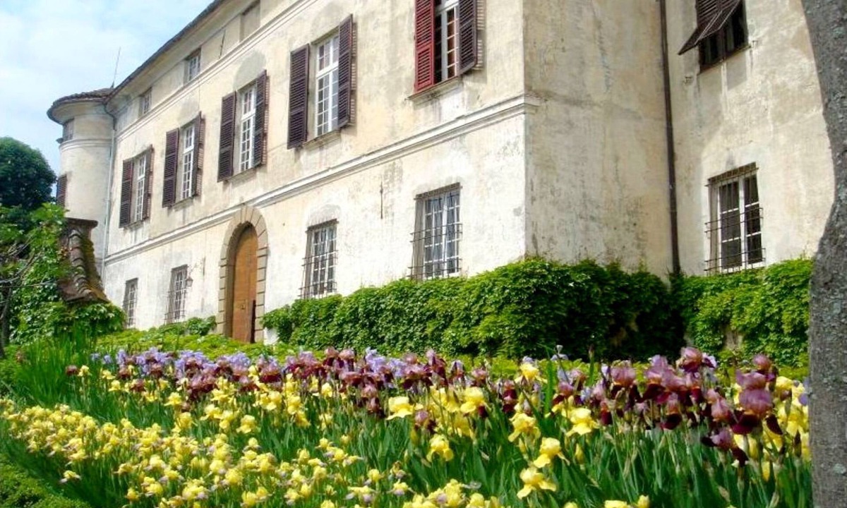 Rocca Grimalda Apartment | Belvilla by OYO Apartment in Castle with Garden