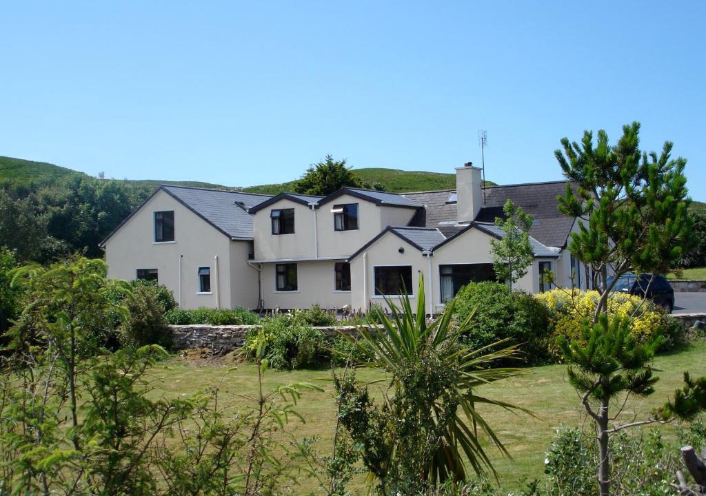 Cleggan Bed & Breakfast | Ben Breen House B&B