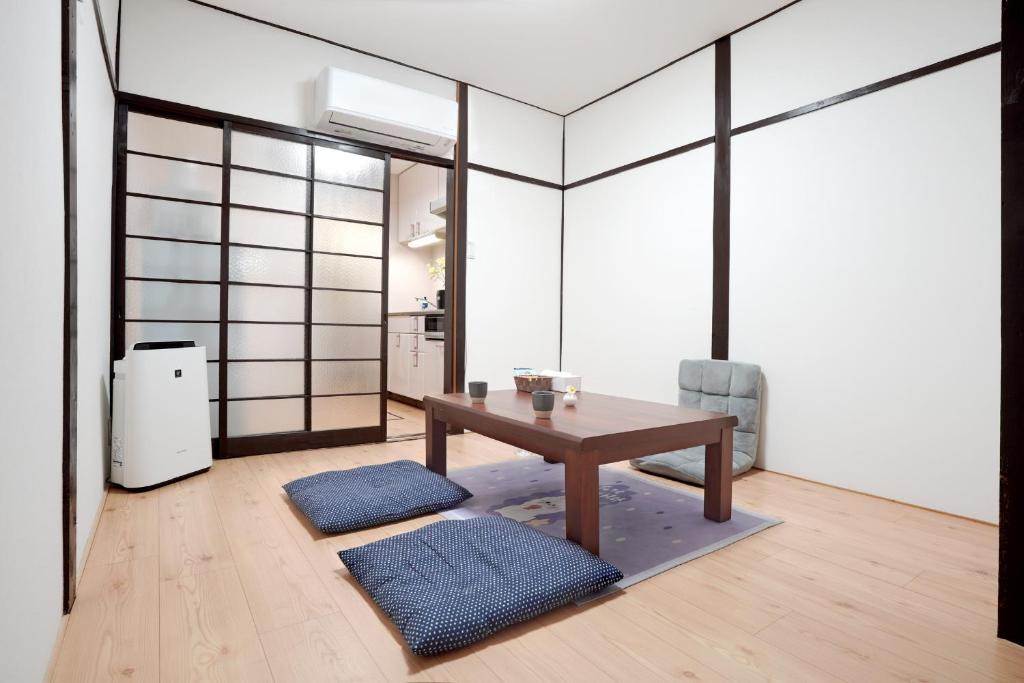 Ukyo Ward Apartment | Beni紅