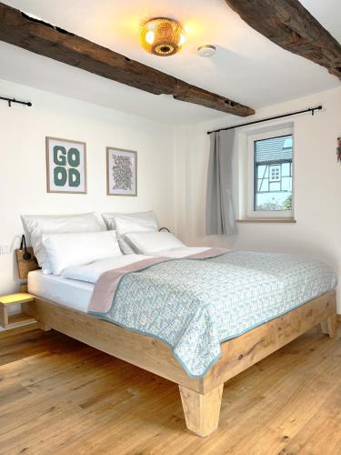 Eslohe Apartment | BergArt