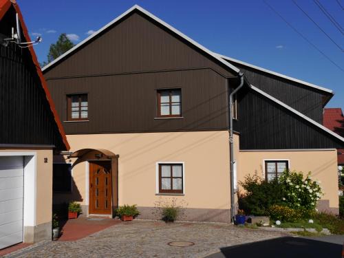 Saupsdorf Apartment | Bergblick