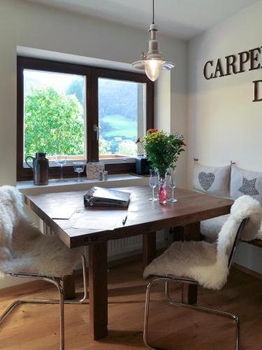 Marktschellenberg Apartment | Bergromantik Ferienwohnung Nesterl mit eigener Sauna und Bergblick