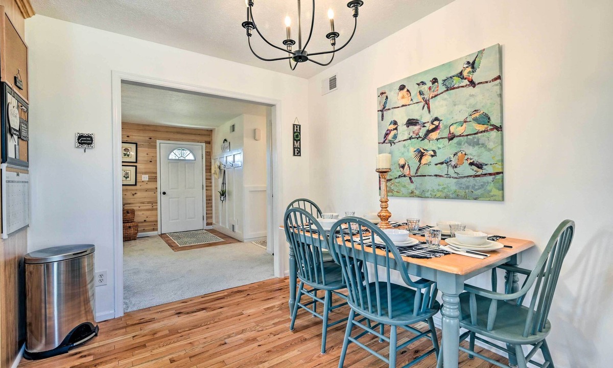 Berkeley Springs Cottage | Berkeley Springs Vacation Home w/Fire Pit!