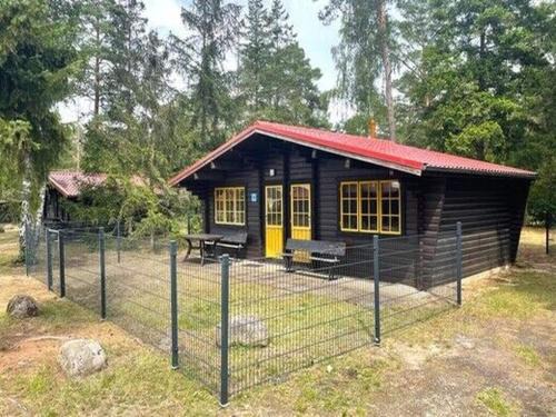 Sassenburg Apartment | Bernsteinsee Home and Ferien Forest Chalet