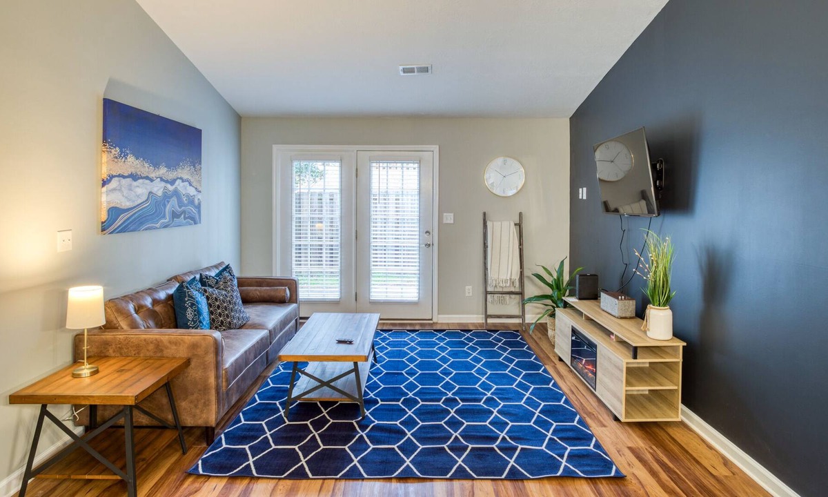 Evans Condo | Beryl Suites: An Upscale Monthly Retreat near Golf/Medical