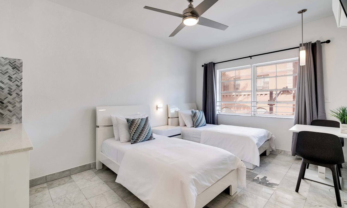 Flamingo/Lummus Condo | Best Beach Location | Wi-Fi, TV & Amenities