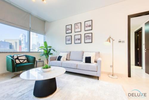 Bur Dubai Apartment | Best Deal Elegant Studio with Balcony & Prime Location by Deluxe Holiday Homes