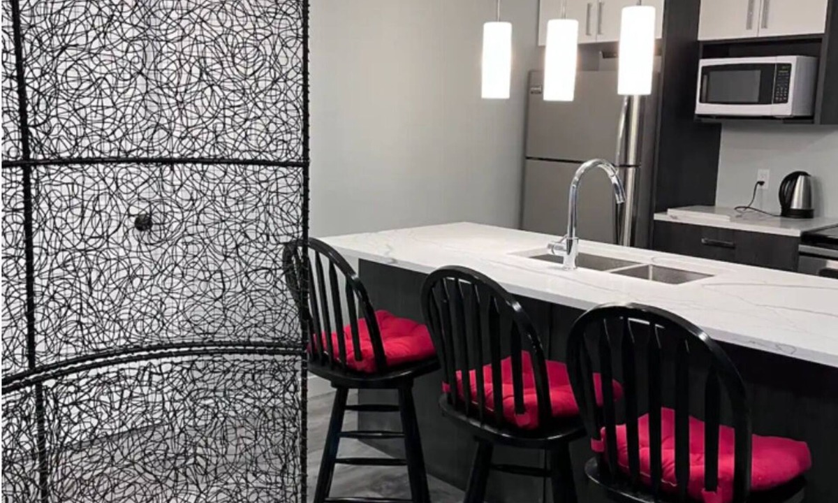 Citadel House | Best garden private single room close LRT&free parking