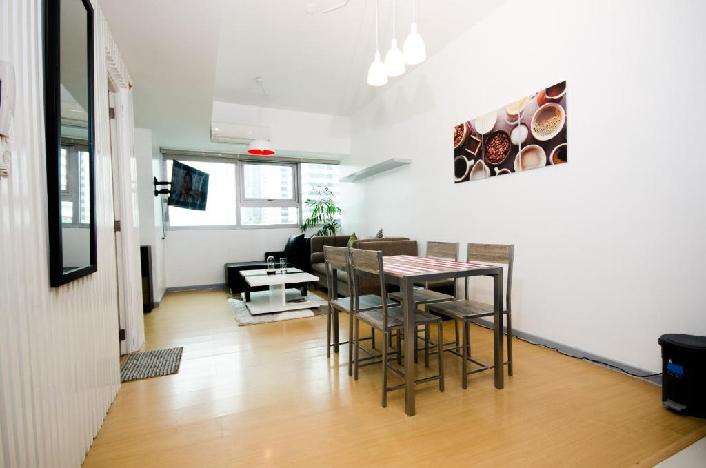 Bonifacio Global City Apartment | Best location. Bonifacio Global City (BGC) studio.