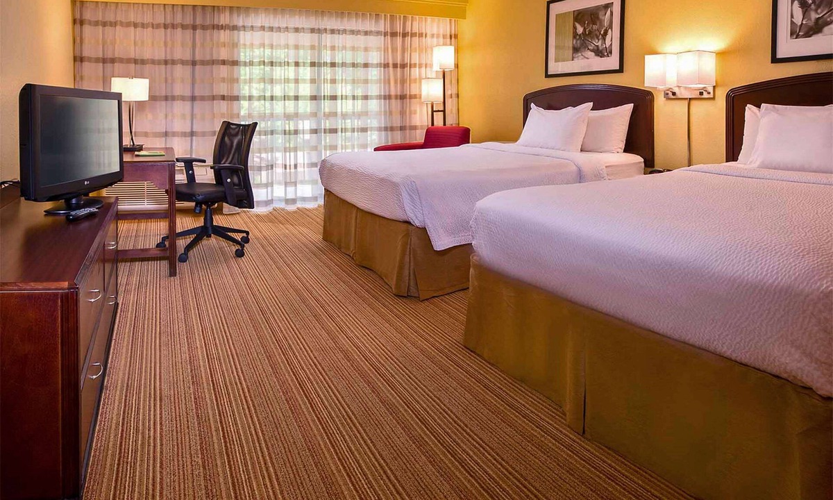 Durham Hotel | Best Value, Quality Stay! 3 Pleasant Units, Free Parking, Pool, Pets Allowed