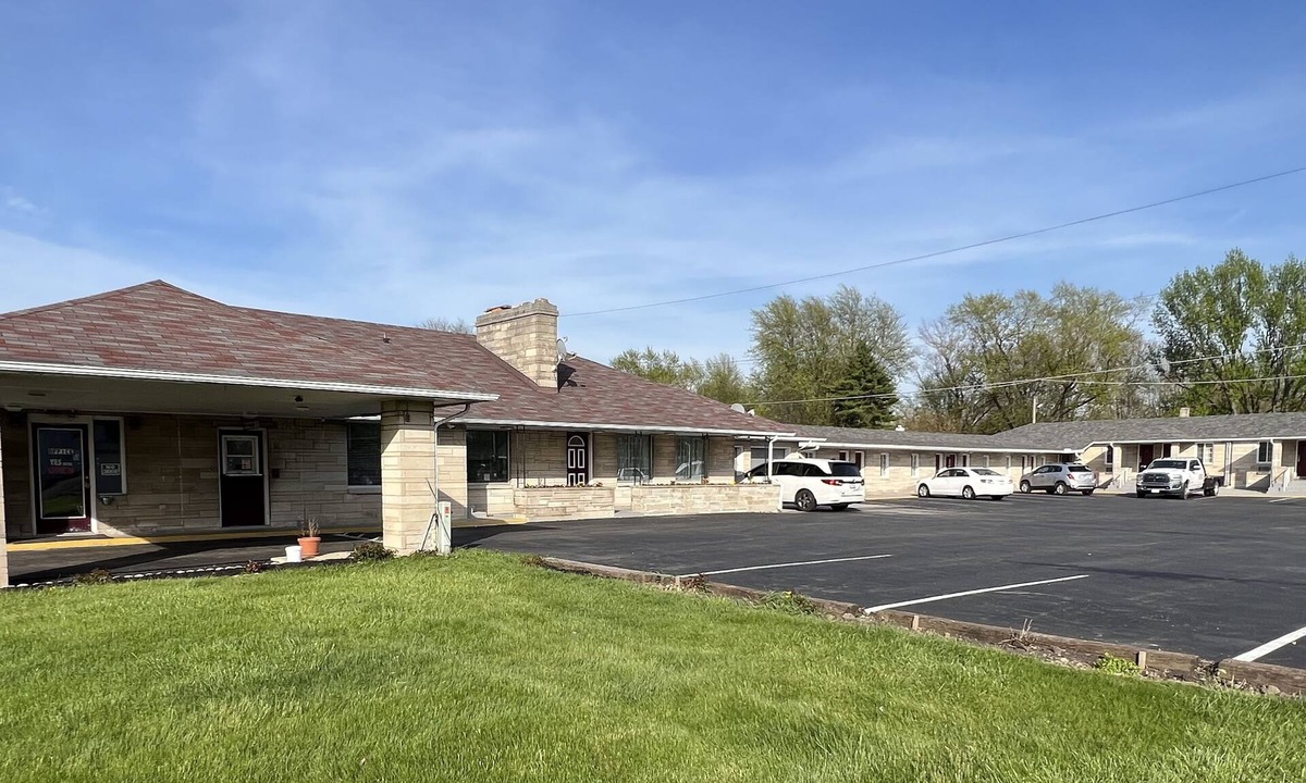Muncie Hotel | Best Way Inn