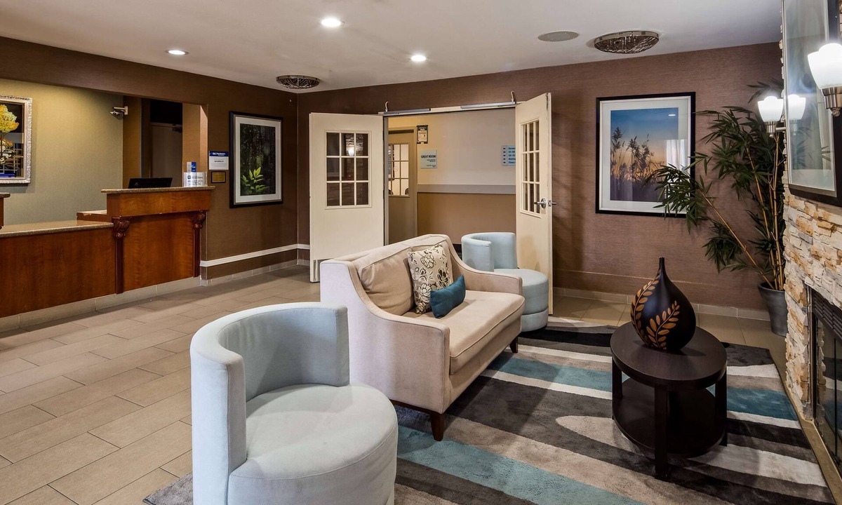 Brentwood Hotel | Best Western Brentwood Inn