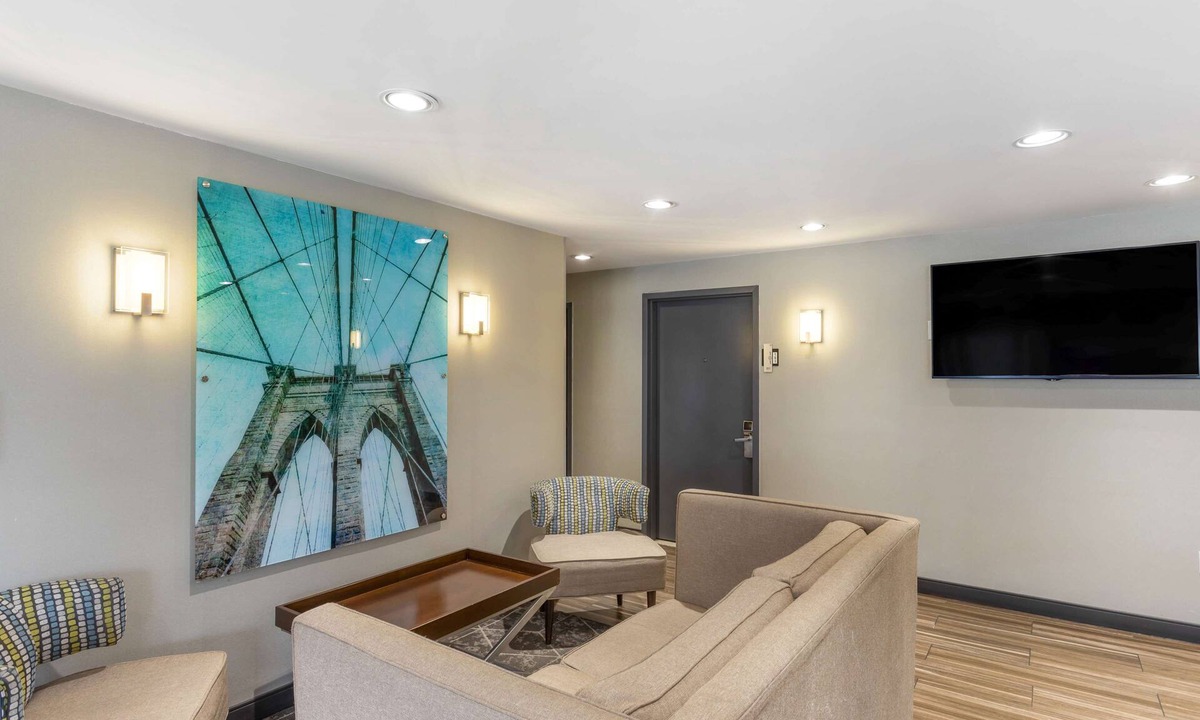 Gravesend Hotel | Best Western Brooklyn-Coney Island Inn