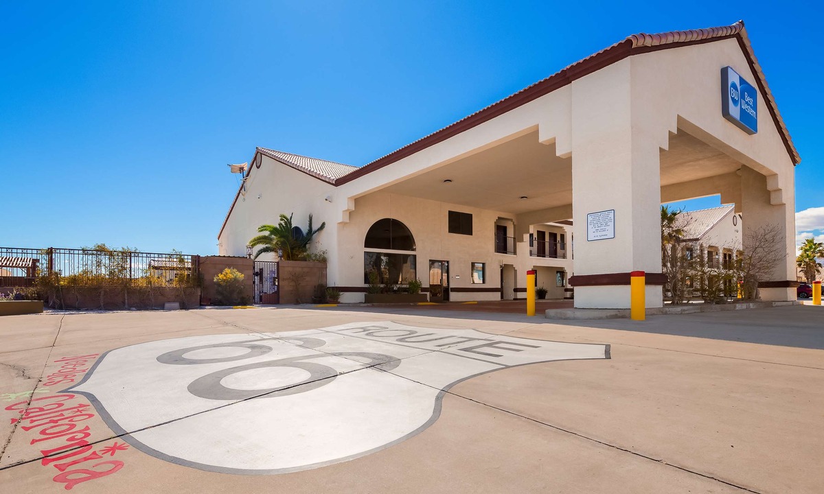 Needles Hotel | Best Western Colorado River Inn