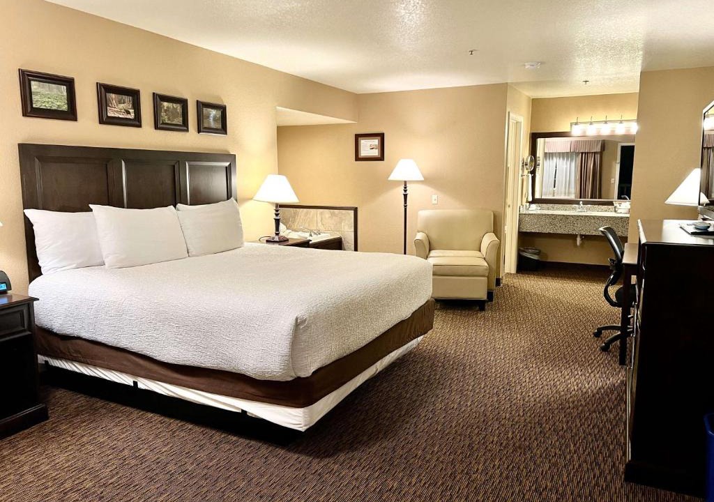 Fortuna Hotel | Best Western Country Inn