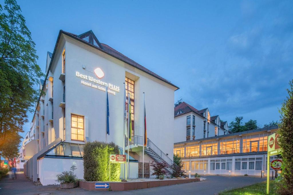 Nuertingen Hotel | Best Western Plus Hotel Am Schlossberg