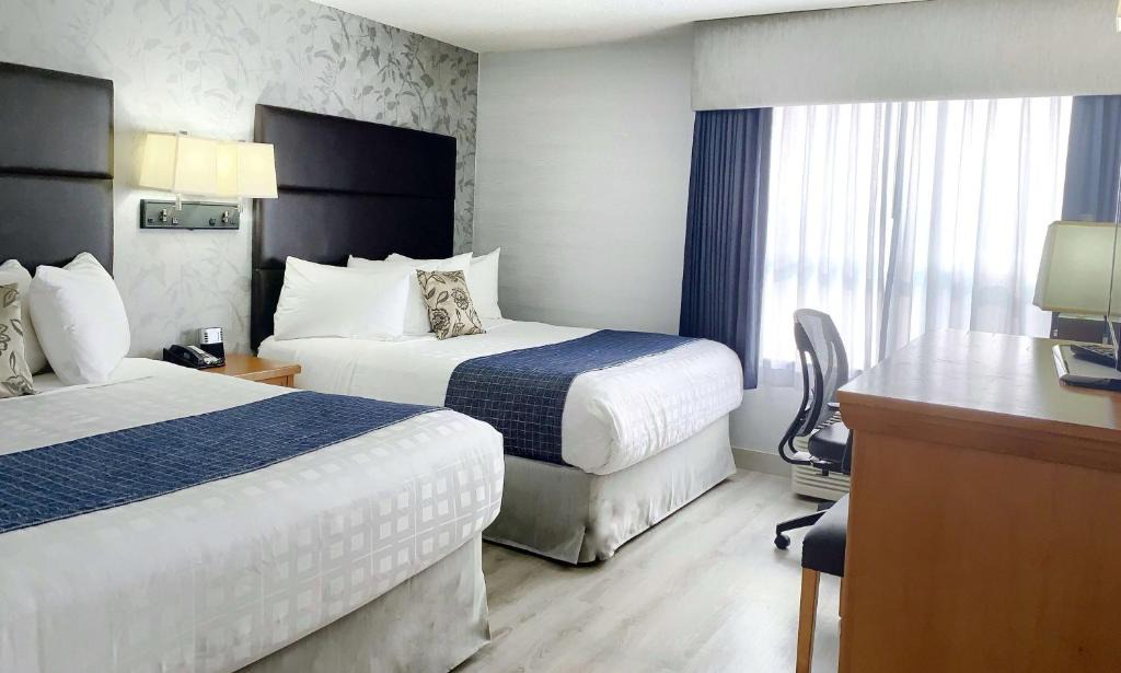 South Clearbrook Hotel | Best Western Plus Regency Inn and Conference Centre