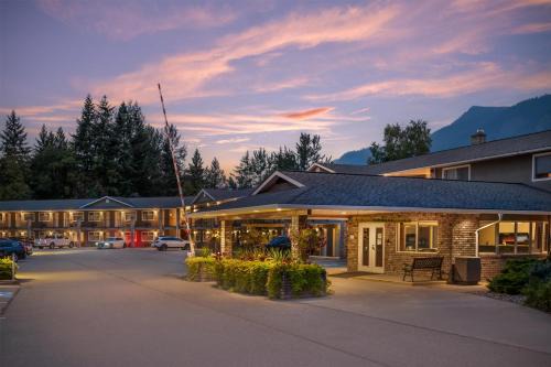 Sicamous Hotel | Best Western Sicamous Inn