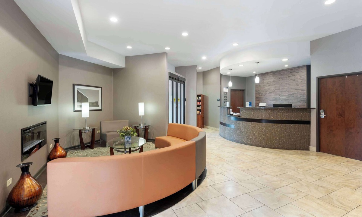 Valparaiso Hotel | Best Western University Inn At Valparaiso