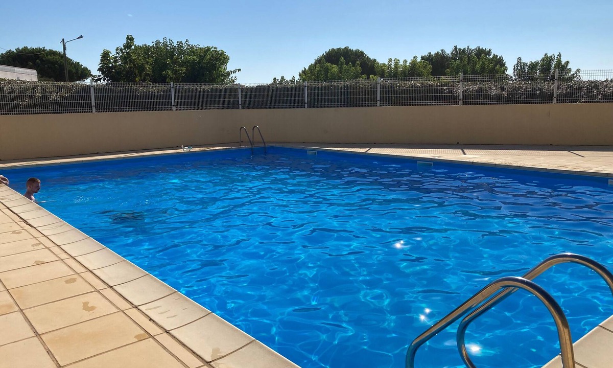 Marseillan House | Between Sea and Vineyards: Cozy 3-Bedroom House, Direct Access to Thau Lagoon & Bike Paths