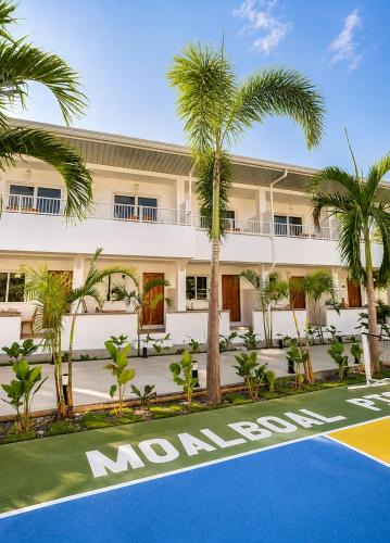 Basdiot Hotel | Beyond Island Resort