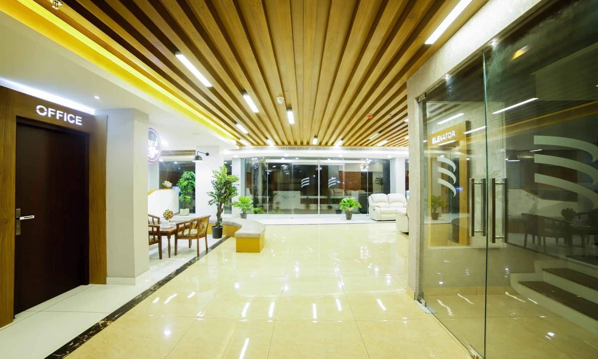 Guruvayur Hotel | Bhavanam Regency