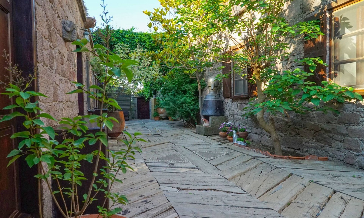Behram Hotel | BİBER EVİ