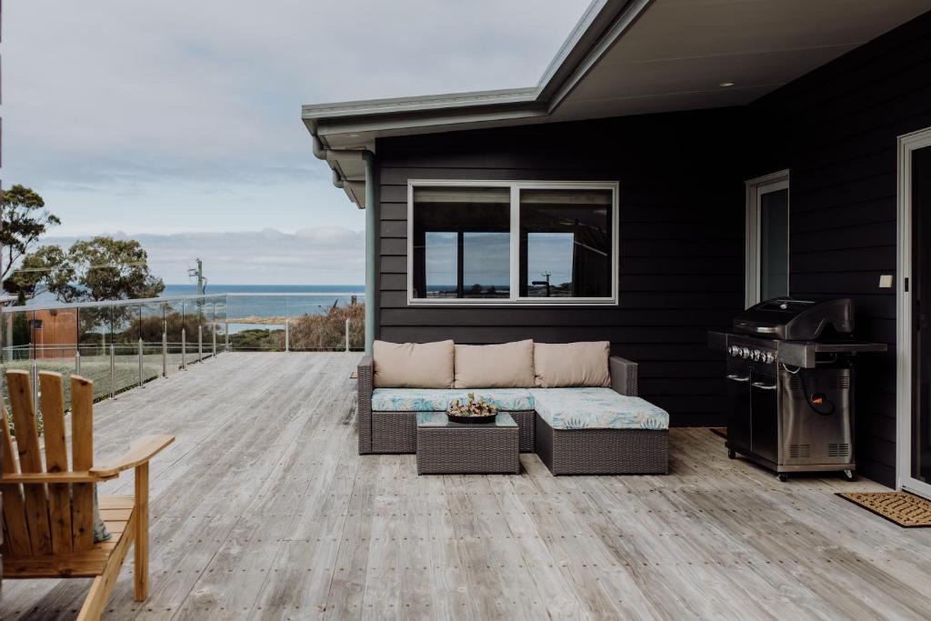 Bicheno House | Bicheno Gardens