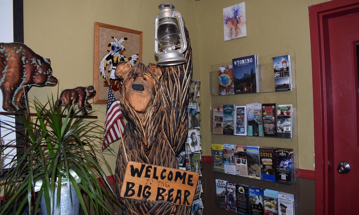 Cody Hotel | Big Bear Motel