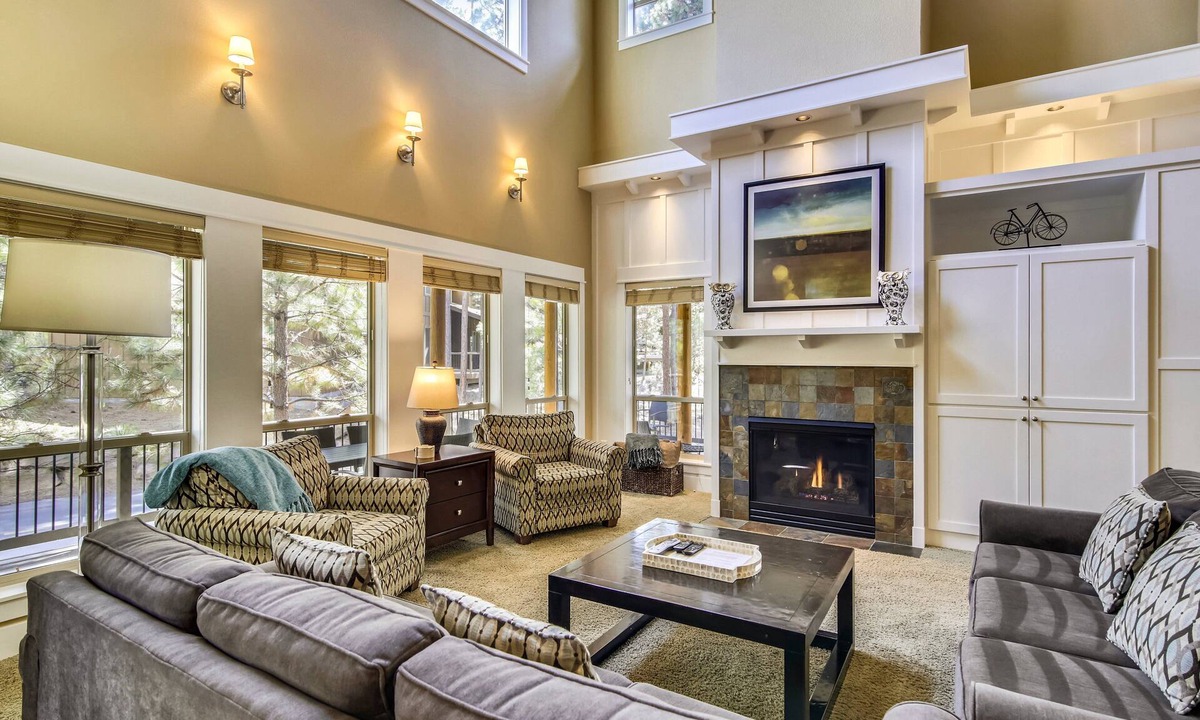 RiverWild House | Big Canyon - Elegant & Spacious, 3 Master King Suites! Community Hot Tub (and Seasonal Pool)