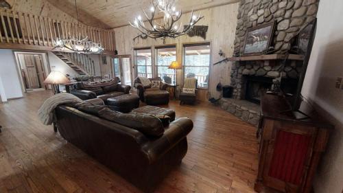 Red River House | Big Elk Horn Lodge