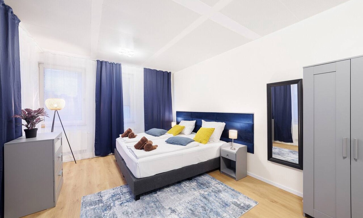 West Berlin Centre Apartment | BIG New 6Rms Flat/150m2 City Center Prime Location
