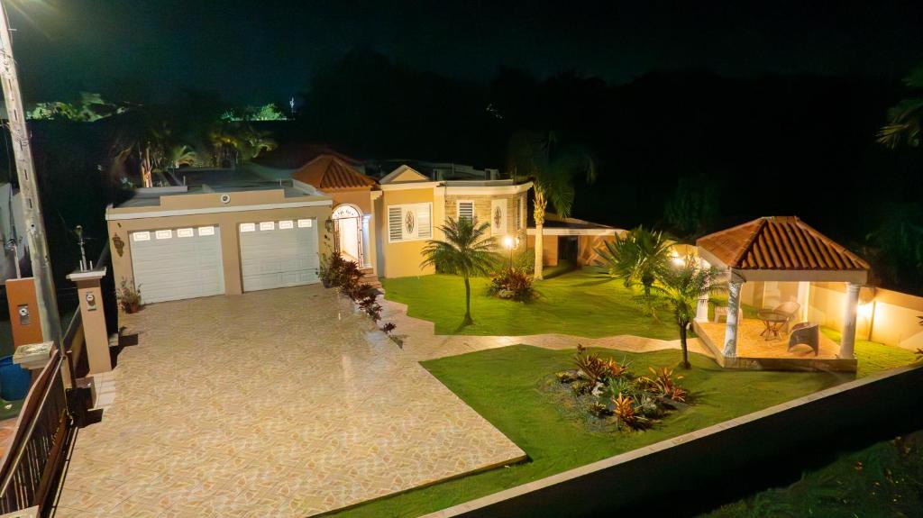 Aceitunas House | Big Vacation House