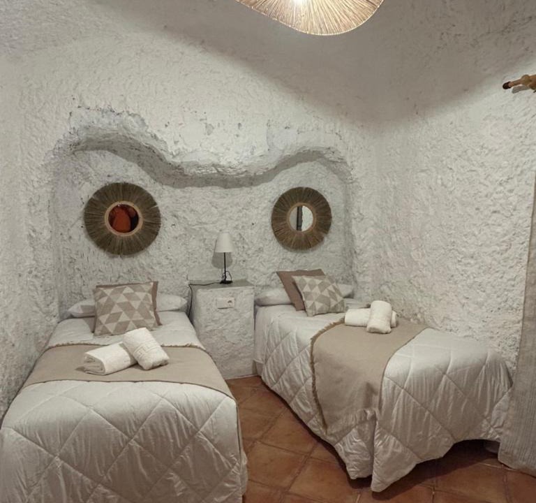 Gorafe House | Bike Cueva - Desierto