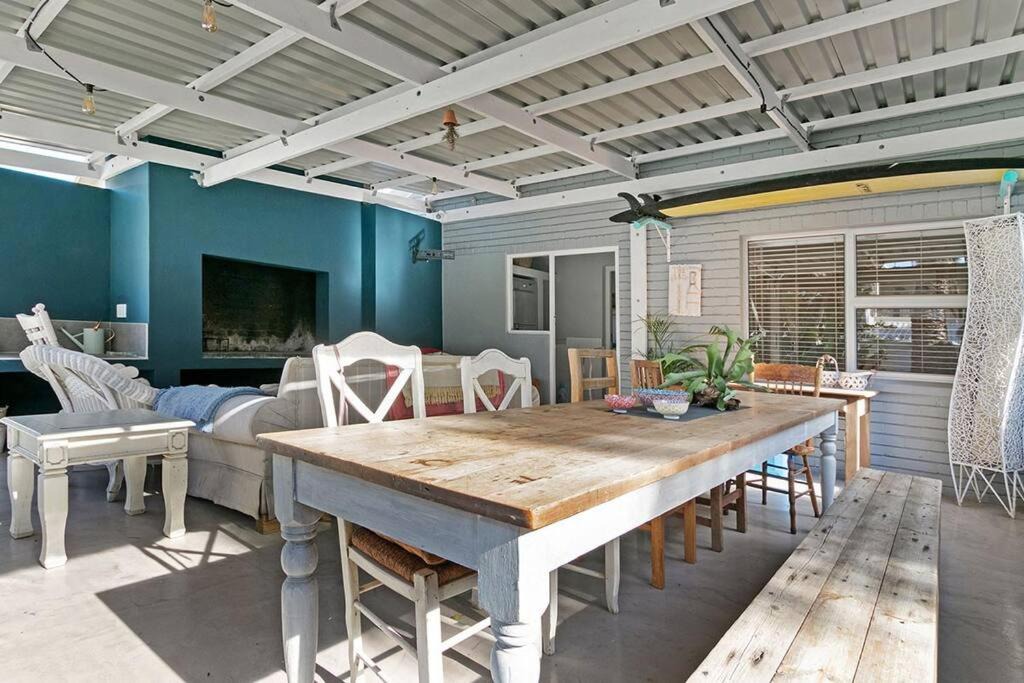 Melkbosstrand House | Bikini's and Martini's Villa
