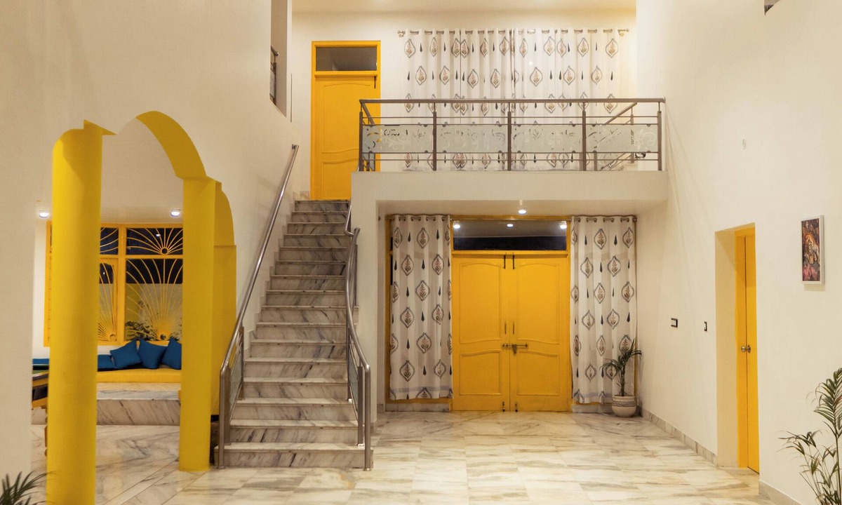 Alwar Hotel | Bingo Botique