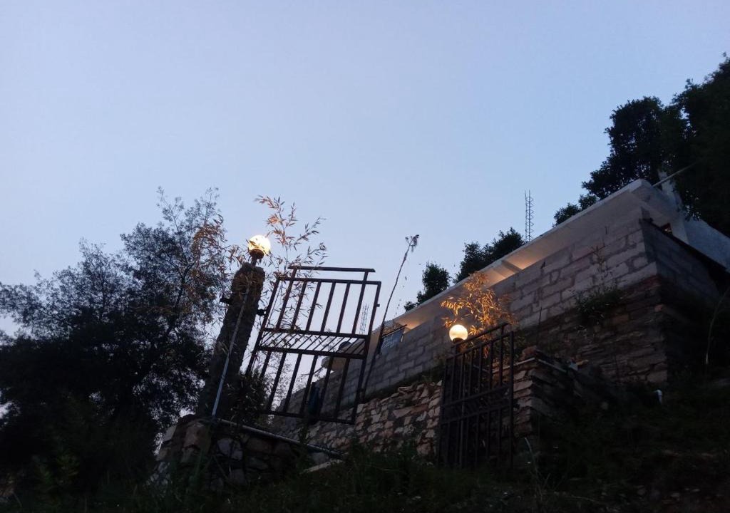Kaul Ski Chalet | Bird Cottage