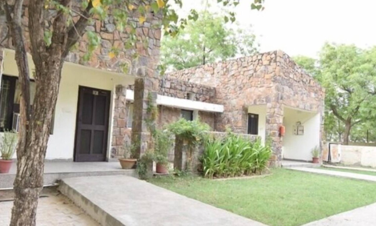 Gurugram Hotel | Bird Sanctuary