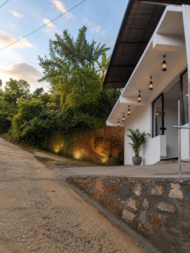 Munnar House | Birdwing Cottage, Munnar