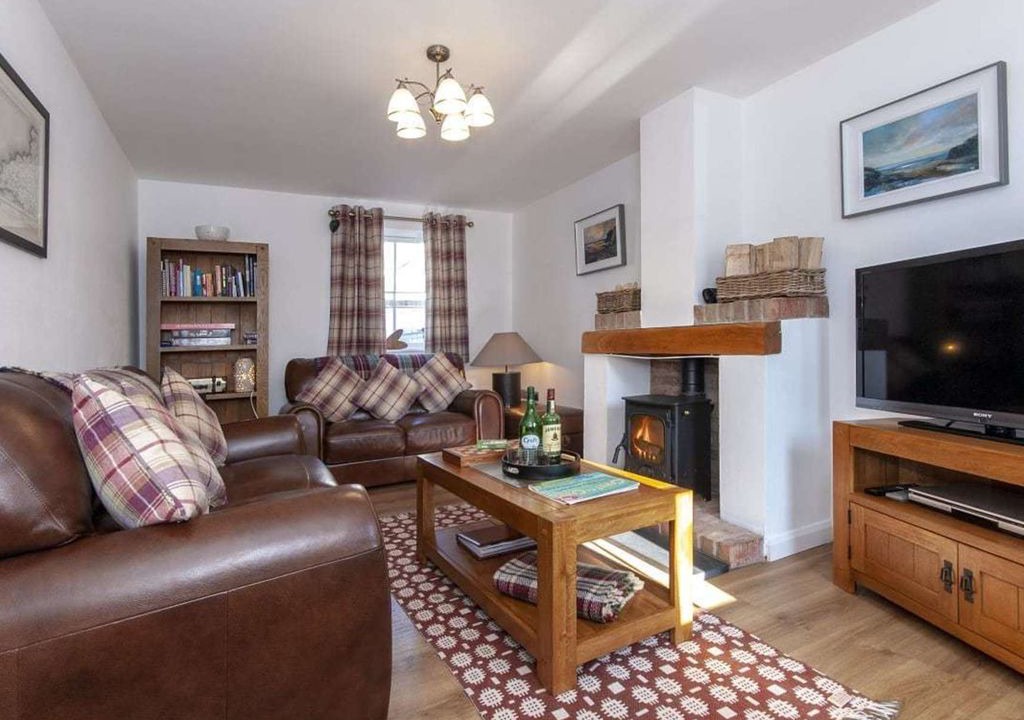 St Davids House | Bishops Cottage - Three Bedroom House, Sleeps 5