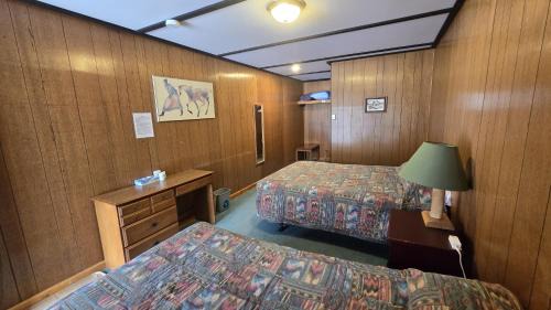 Brule Bed & Breakfast | Black Cat Guest Ranch