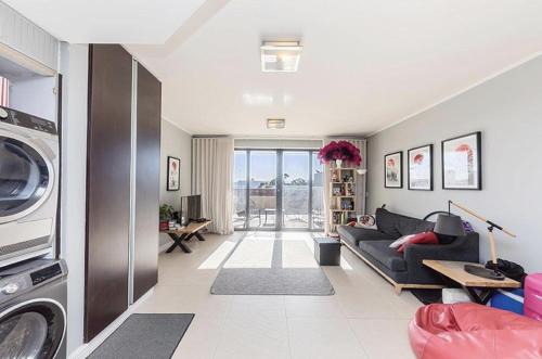 Sea Point Bed & Breakfast | Black doors bed breakfast