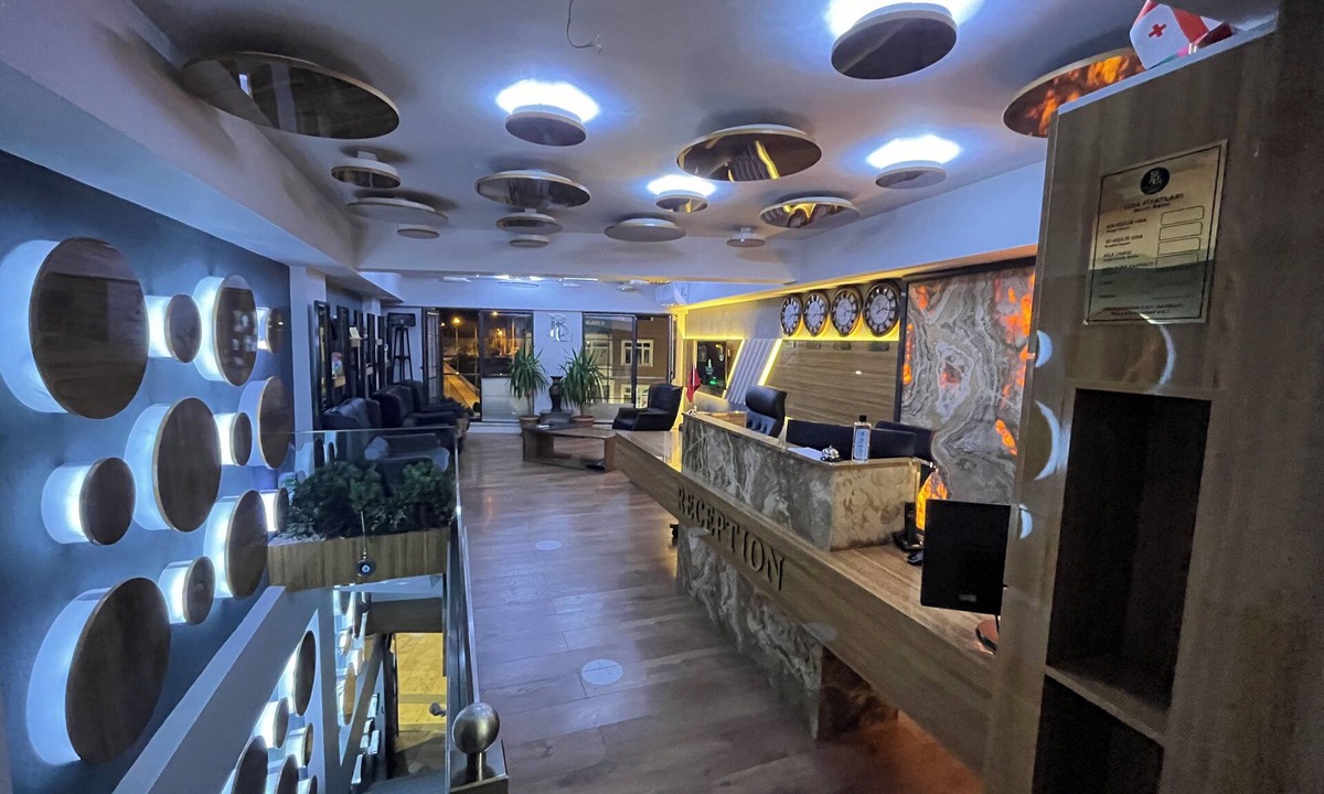 Borcka Hotel | Black Lake Hotel