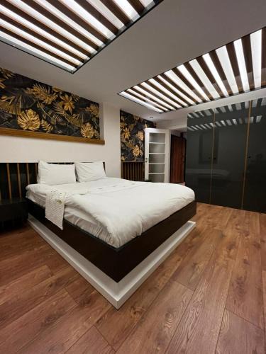 Borcka Hotel | BLACKLAKE OTEL