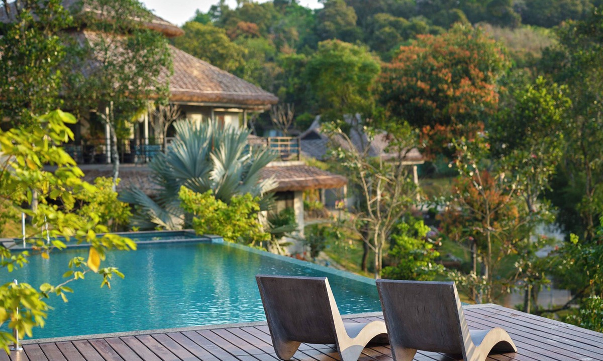 Pirmed Resort | Blanket Days Resort and Spa