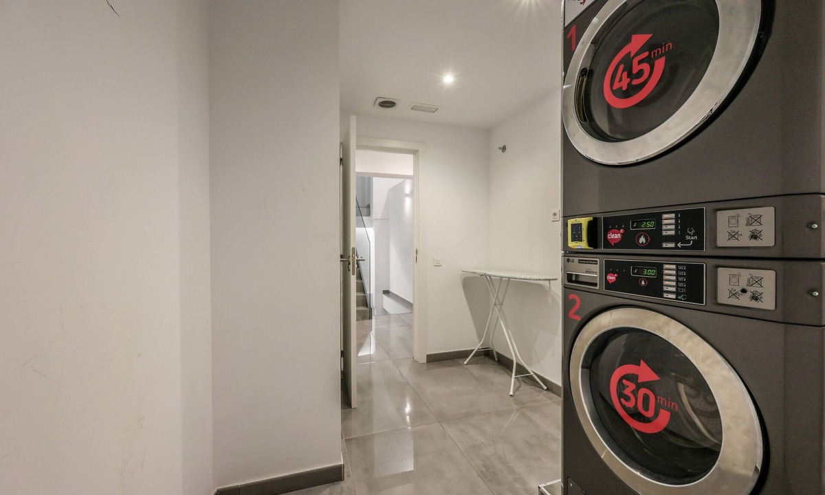 Gaztambide Bed & Breakfast | Blasco de Garay, double room with gym 102