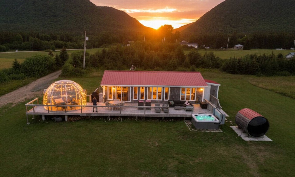 Aspy Bay House | Blissful Beachfront Bungalow. Beach- Hot tub & Sauna-All Weather Dome-Private