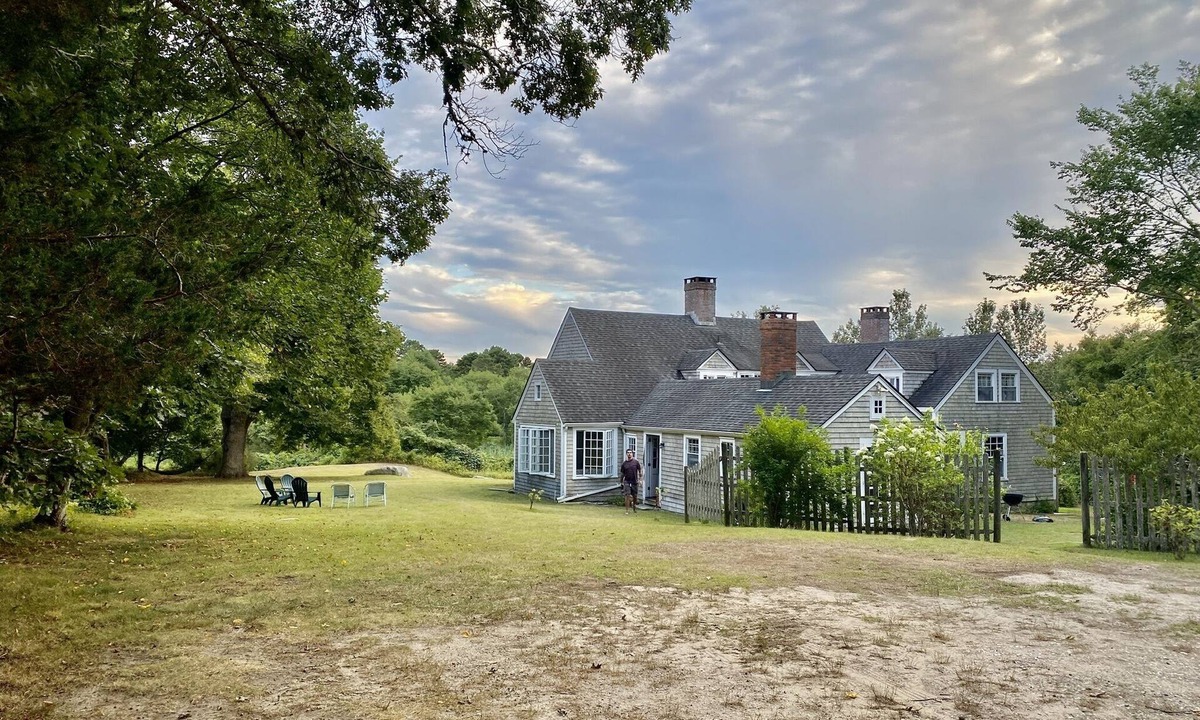 Wareham House | Blissful paradise on 11 acres with lovely views, private beach and tennis court
